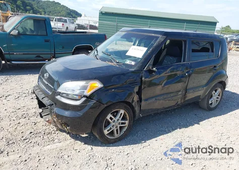 2011 Kia Soul + z USA, uszkodzony, nr VIN KNDJT2A27B7345575